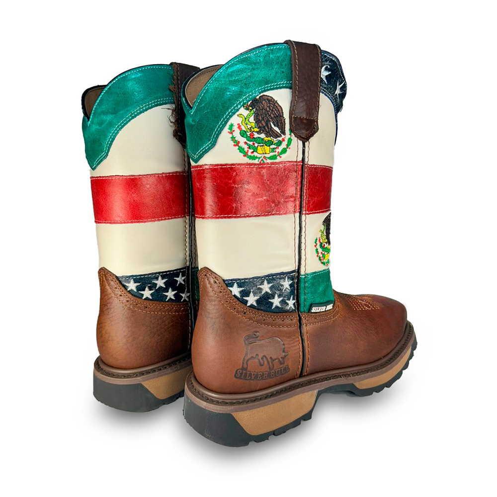 
                      
                        Bota rodeo de trabajo Estilo 5946 Color ocre Tubo Bandera USA/MX Con casco de acero Suela Force Silver Bull
                      
                    